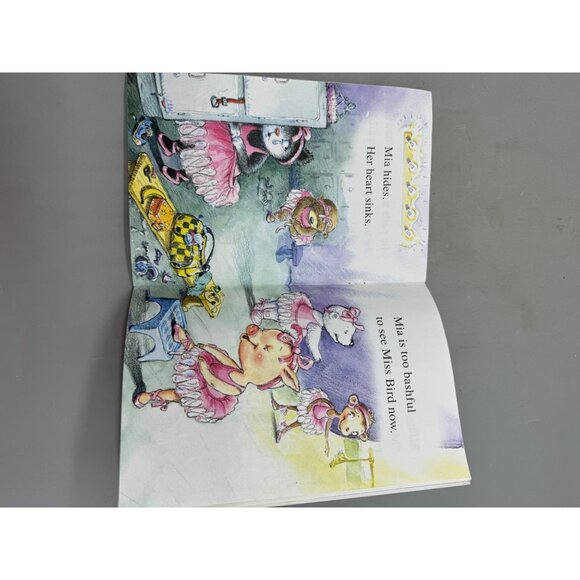 Mia And The Too Big Tutu I Can Read Level My First paperback Book Robin Farley - Picture 6 of 6